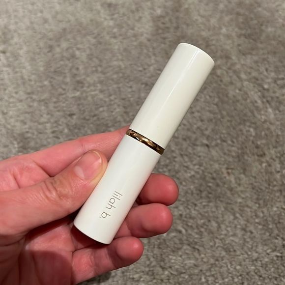 Lilah b foundation brush - Picture 1 of 3
